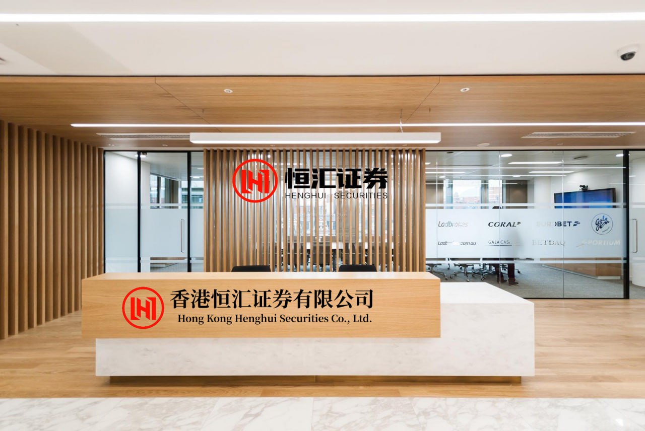通联随配 伊朗称美国必须重返谅解备忘录才能摆脱现在局面